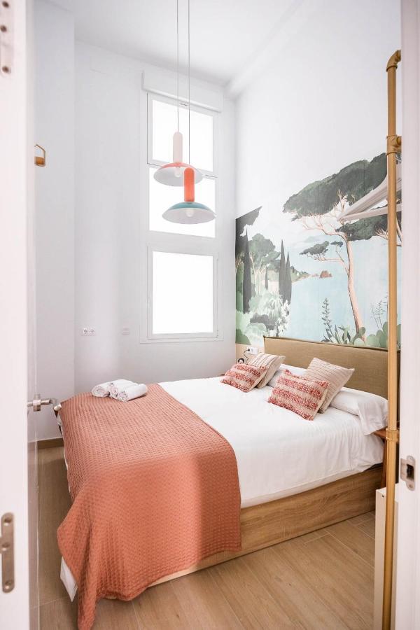 Pop Art Historia De Conde Negro Con Patio Privado Apartment Севиля Екстериор снимка